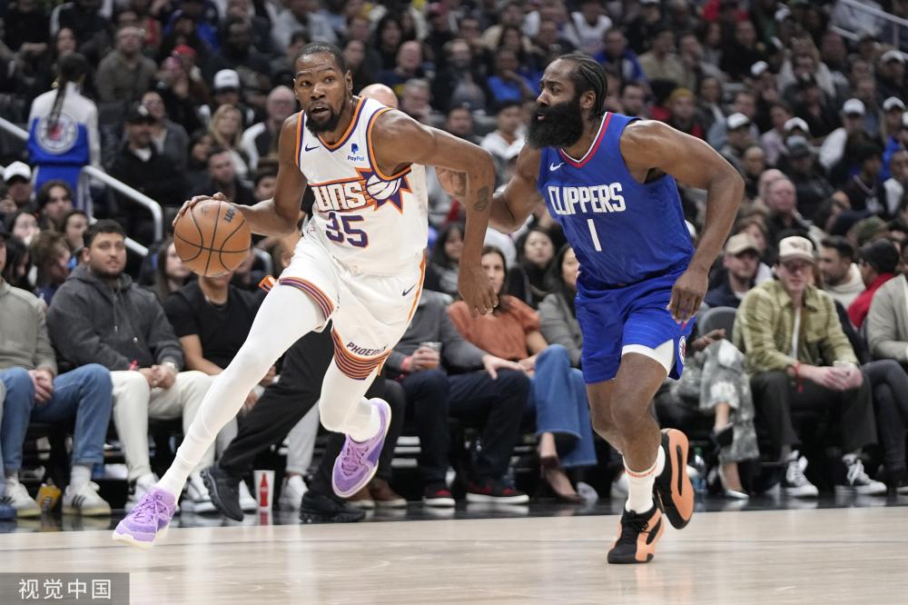 两位球星在 两位球星在