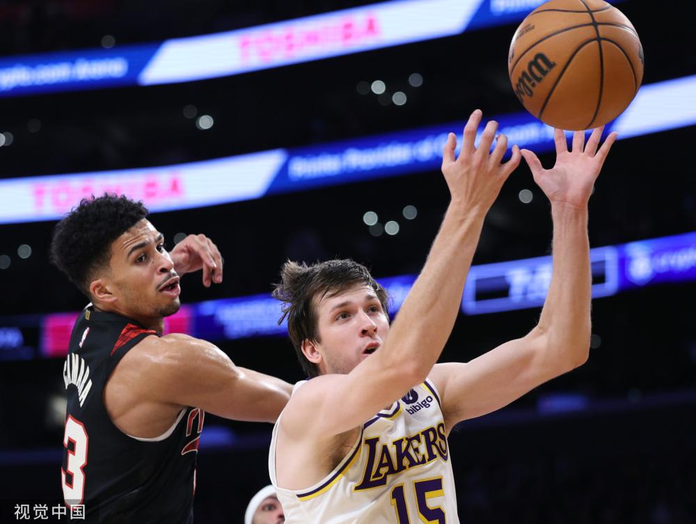 行的首回合 行的首回合