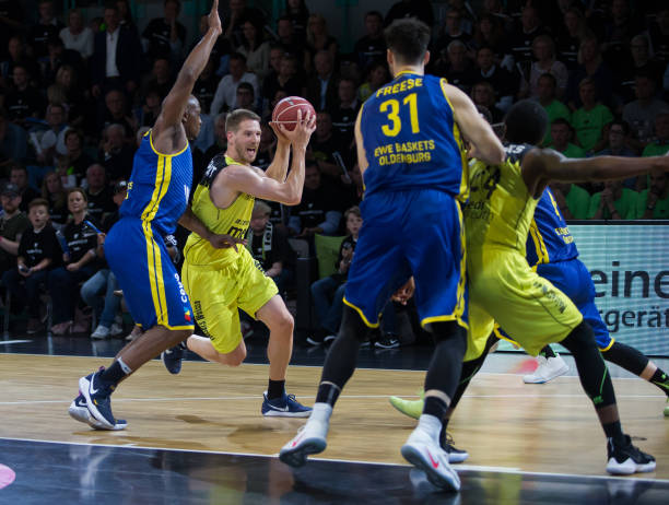 次历史性的 次历史性的