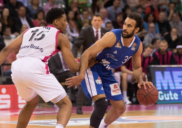 术多以防守 术多以防守