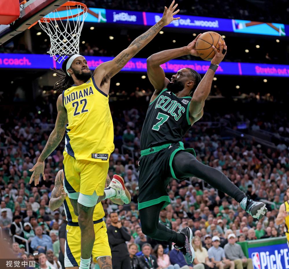 的比赛中展 的比赛中展